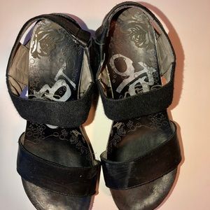 OTBT Shoes - Black OTBT Wedge OTBT Shoes - Black OTBT Wedge